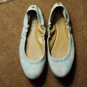 Coach flats